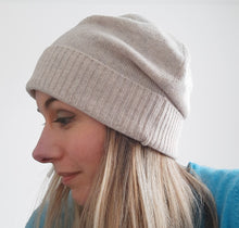 Load image into Gallery viewer, 100% Lambswool Beige Slouchie Hat