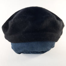 Load image into Gallery viewer, 100% Black Cashmere Beret Hat
