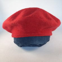 Load image into Gallery viewer, 100% Lambswool Red Beret