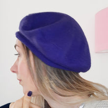 Load image into Gallery viewer, 100% Cadbury Purple Cashmere Beret Hat