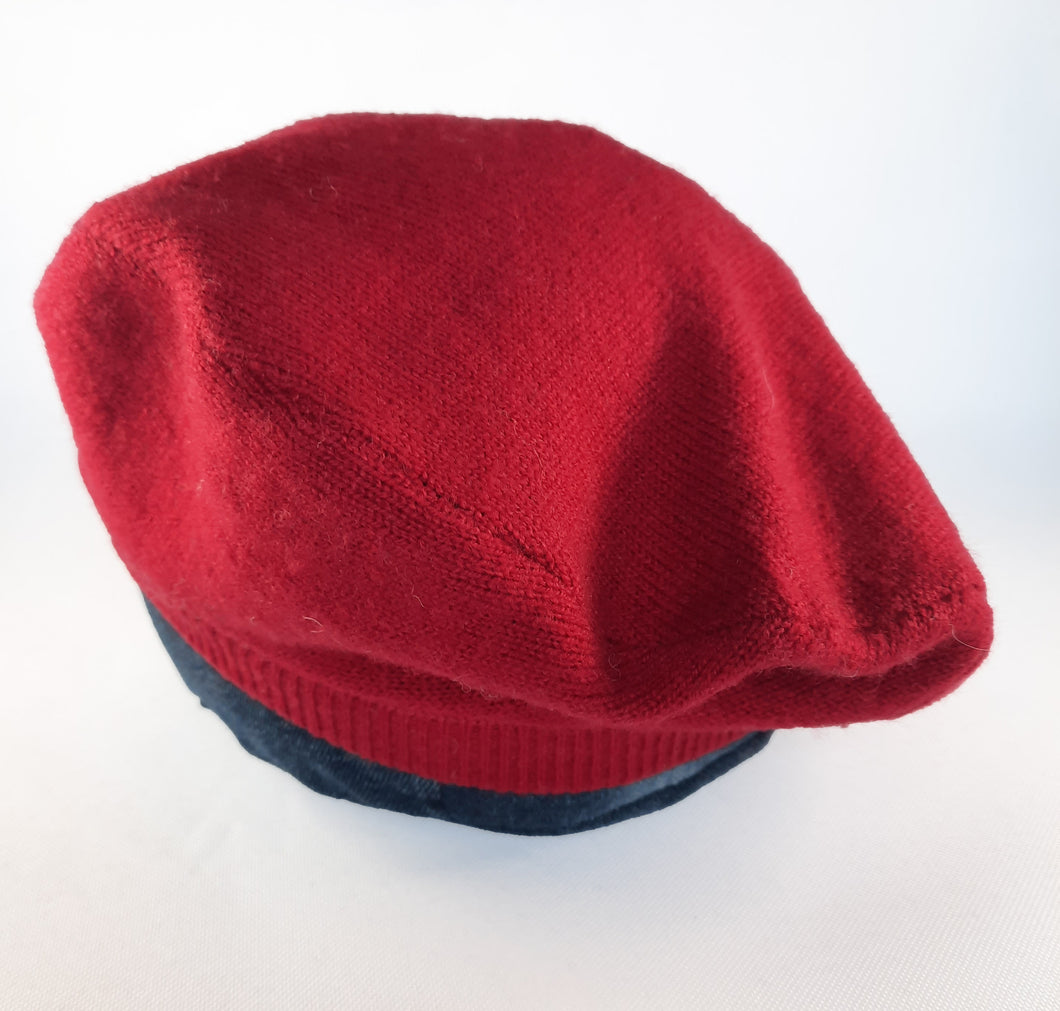 100% Lambswool Strawberry Red Beret