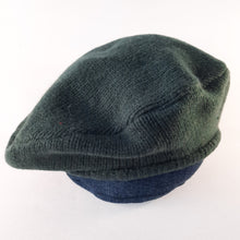 Load image into Gallery viewer, 100% Cashmere and Lambswool Forest Green Beret Hat