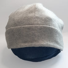 Load image into Gallery viewer, 100% Cashmere Pale Grey Beanie Hat