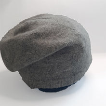Load image into Gallery viewer, 100% Lambswool Grey Spotty Slouchie Hat