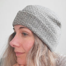 Load image into Gallery viewer, 100% Grey Snowflake Lambswool Beanie Hat