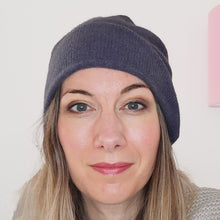 Load image into Gallery viewer, 100% Cashmere Purple Heather Slouchie Hat