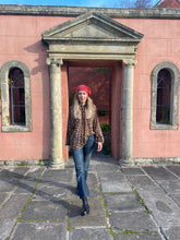 Load image into Gallery viewer, 100% Lambswool Soft Orange Beret