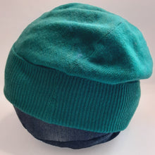 Load image into Gallery viewer, 100% Merino Wool Jade Green Beanie Hat