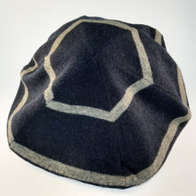 Load image into Gallery viewer, 100% Cashmere and Lambswool Slate Grey Beret Hat