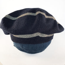 Load image into Gallery viewer, 100% Cashmere and Lambswool Slate Grey Beret Hat