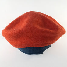 Load image into Gallery viewer, 100% Lambswool Orange Beret