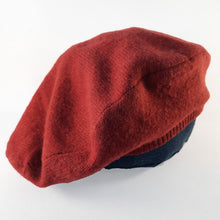 Load image into Gallery viewer, 100% Lambswool Orange Red Beret