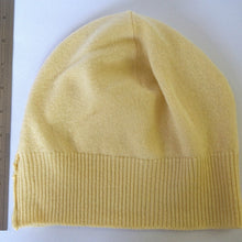 Load image into Gallery viewer, 100% Lambswool Yellow Beanie Hat
