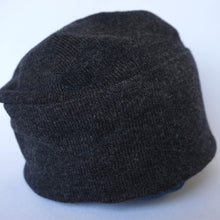 Load image into Gallery viewer, 100% Lambswool Grey Beanie Hat