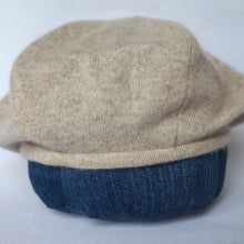 Load image into Gallery viewer, 100% Cashmere Beige Panelled Beret Hat