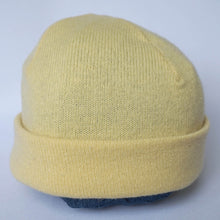 Load image into Gallery viewer, 100% Lambswool Yellow Beanie