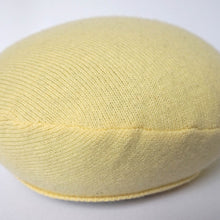 Load image into Gallery viewer, 100% Lambswool Yellow Beret