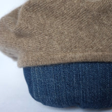 Load image into Gallery viewer, 100% Cashmere Beige Beret Hat