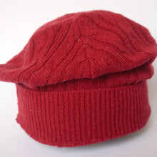 Load image into Gallery viewer, 100% Red Cable Lambswool Slouchy