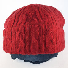 Load image into Gallery viewer, 100% Red Cable Lambswool Beanie Hat
