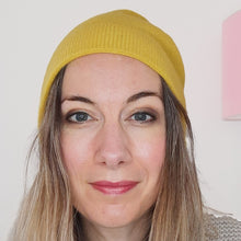 Load image into Gallery viewer, 100% Cashmere Yellow Slouchie Hat