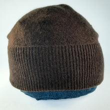 Load image into Gallery viewer, 100% Cashmere Brown Beanie Hat
