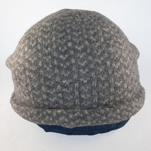 Load image into Gallery viewer, 100% Grey Snowflake Lambswool Beanie Hat
