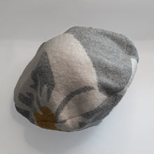 Load image into Gallery viewer, 100% Lambswool and Angora Yellow and Grey Flower Beret Hat
