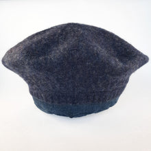 Load image into Gallery viewer, 100% Lambswool Navy Blue Beret
