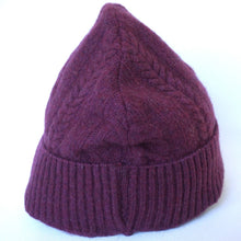 Load image into Gallery viewer, 100% Lambswool Wine Red Beanie Hat
