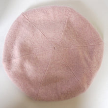 Load image into Gallery viewer, 100% Lambswool Pale Pink Panelled Beret
