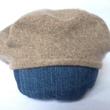 Load image into Gallery viewer, 100% Cashmere Beige Beret Hat
