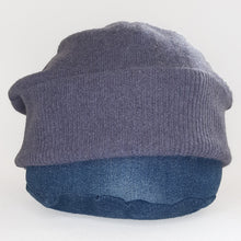Load image into Gallery viewer, 100% Cashmere Purple Heather Beanie Hat
