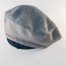 Load image into Gallery viewer, 100% Soft Grey Cashmere Beret Hat
